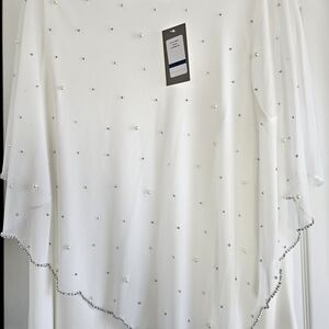 Chic White Embellished Women's Blouse